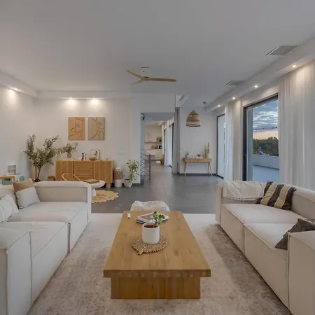 Villa Amanecer By Abahana Luxe *